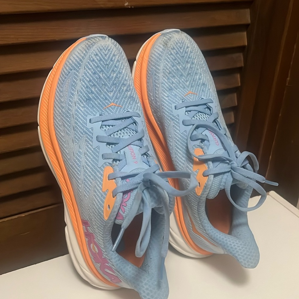 Hoka Clifton 9 for women